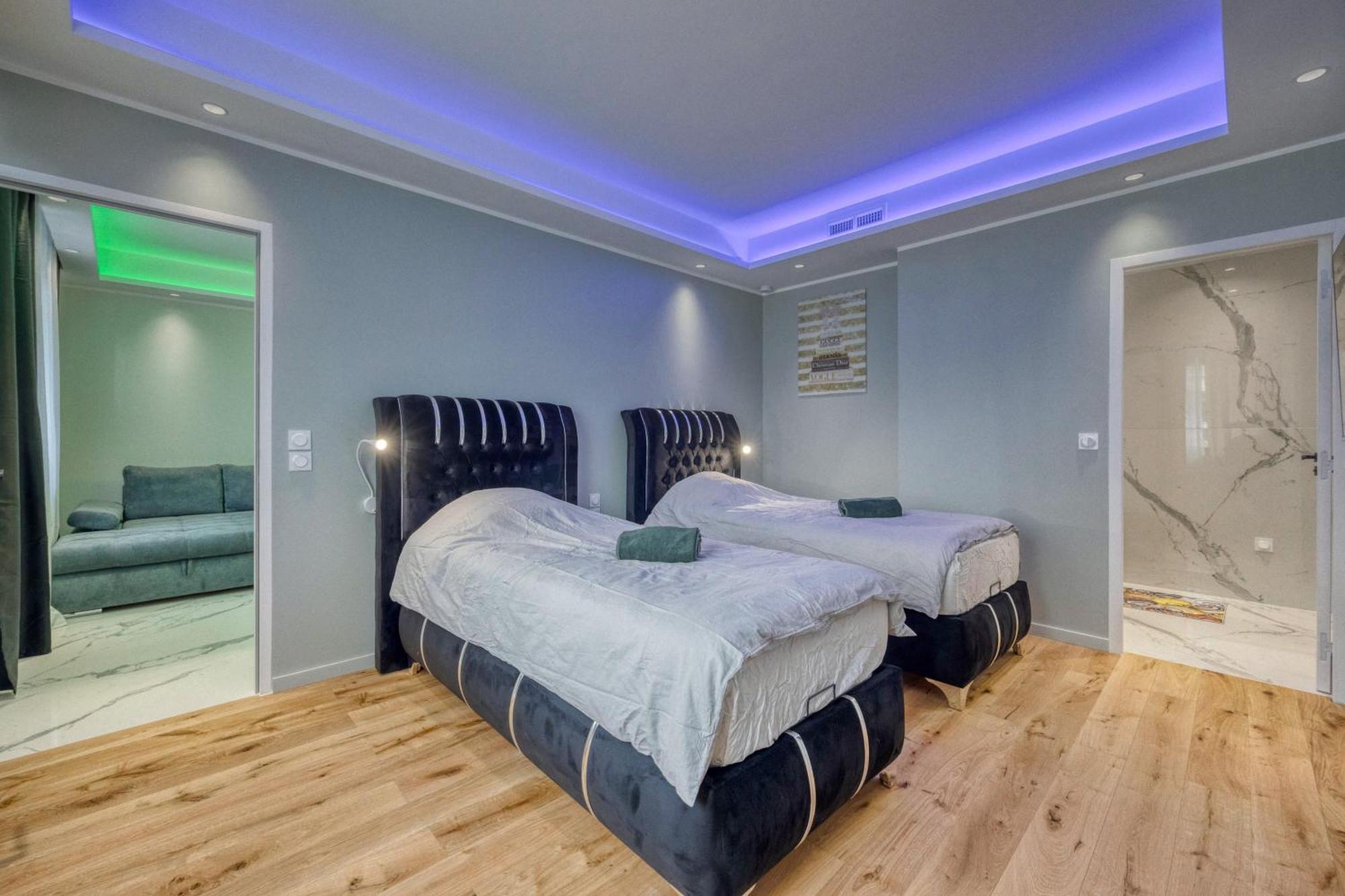 Chez Flo Apartment เกรอน็อบล์ ภายนอก รูปภาพ