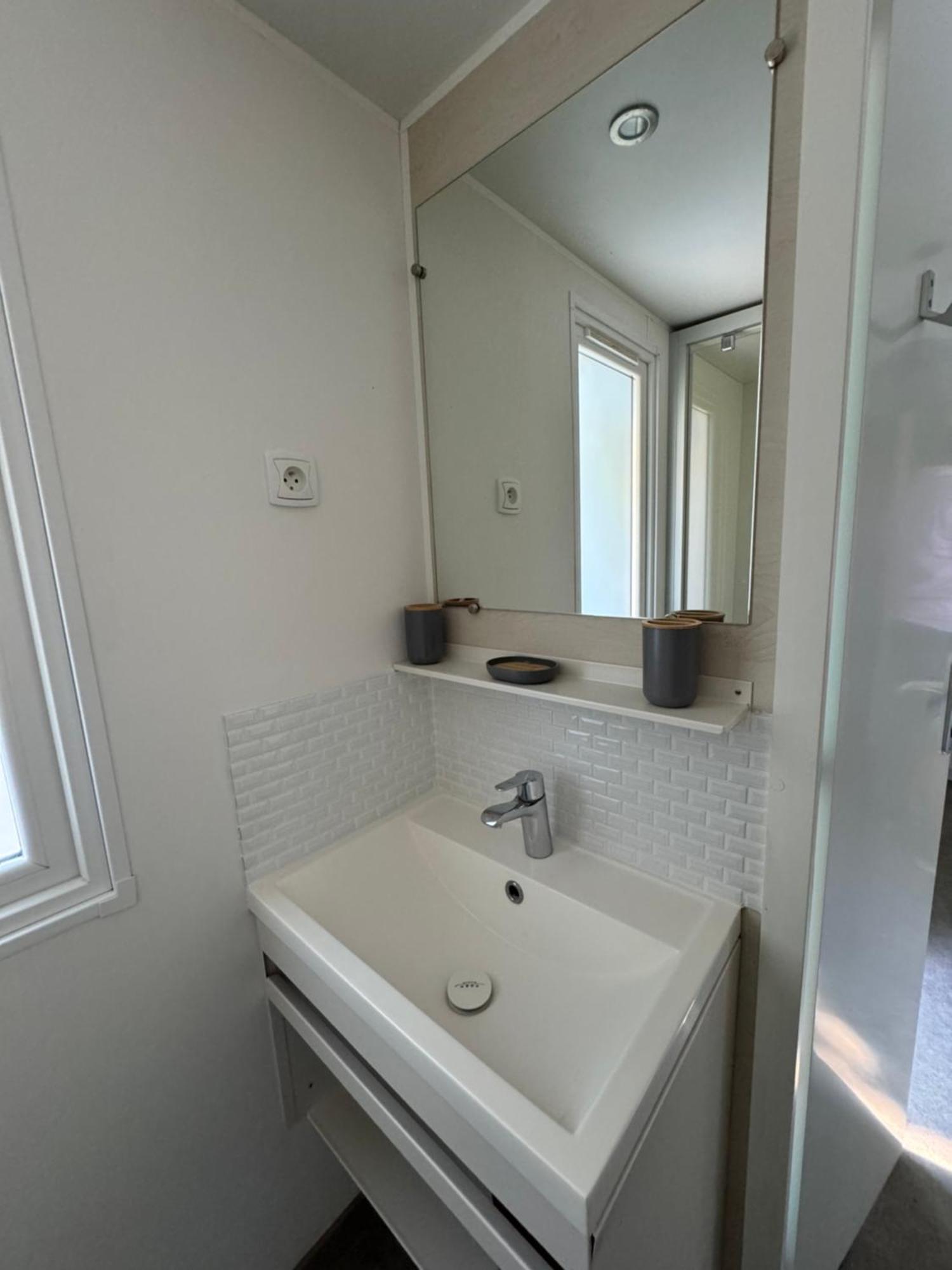 Chez Flo Apartment เกรอน็อบล์ ภายนอก รูปภาพ